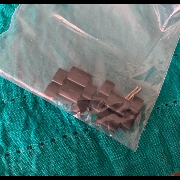 Michael Kors Rare Blackout watch - Picture 8 of 8